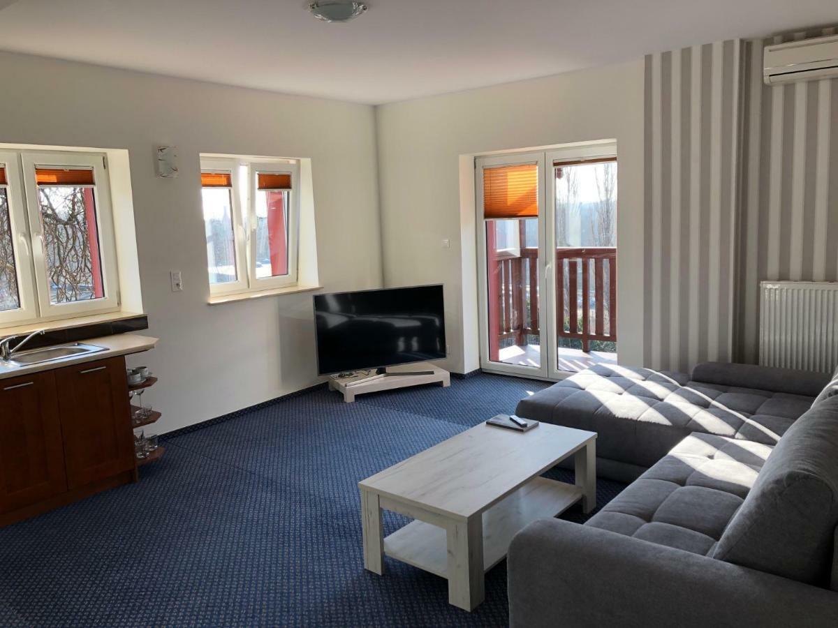 Las Slupski Premium Business Apartament Nr 7 Wifi Netflix Smart Tv50 Two Bedrooms Two Extra Large Double Beds Up To 6 People Full Pleasure Quality Stay (Adults Only) Exteriör bild